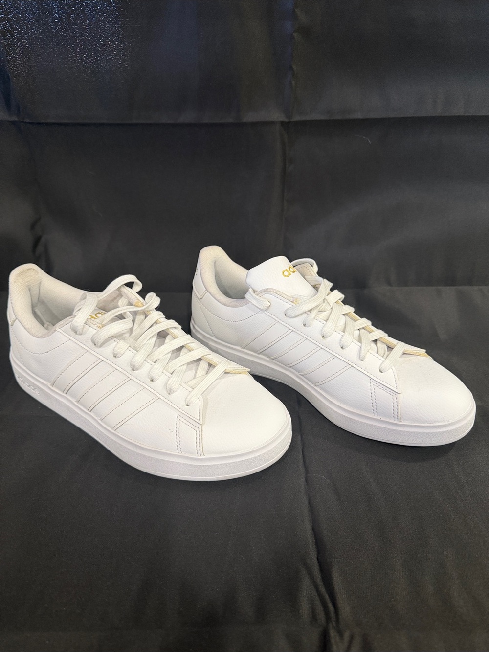 Adidas Grand Court 2.0 Size 8.5